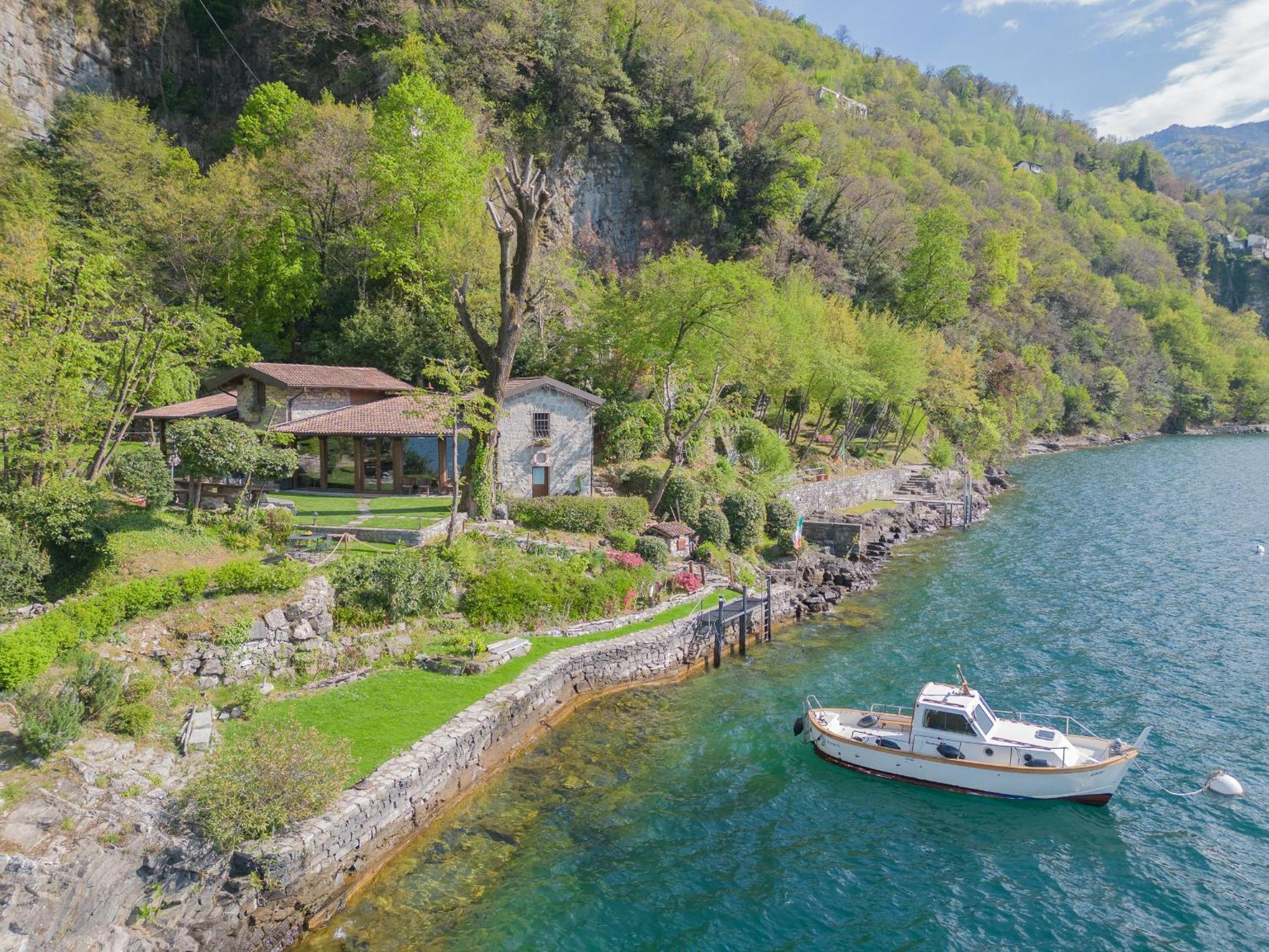 The Writer'S Nest Waterfront Villa By Rent All Como Faggeto Lario Εξωτερικό φωτογραφία